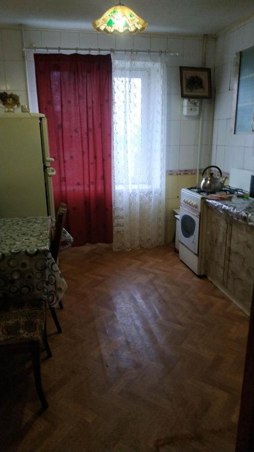 Flats Apartment Izyum Екстериор снимка