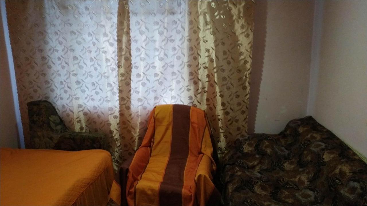 Flats Apartment Izyum Екстериор снимка