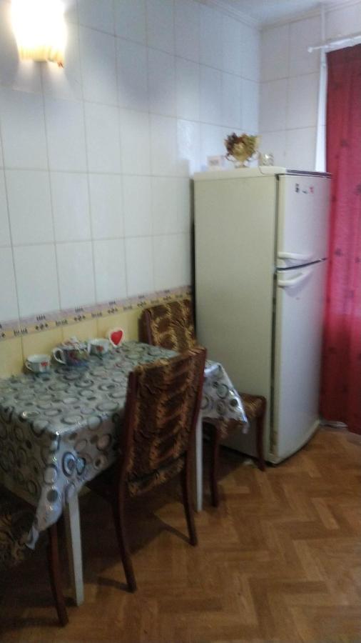 Flats Apartment Izyum Екстериор снимка