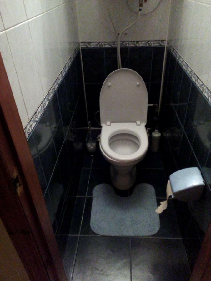 Flats Apartment Izyum Екстериор снимка